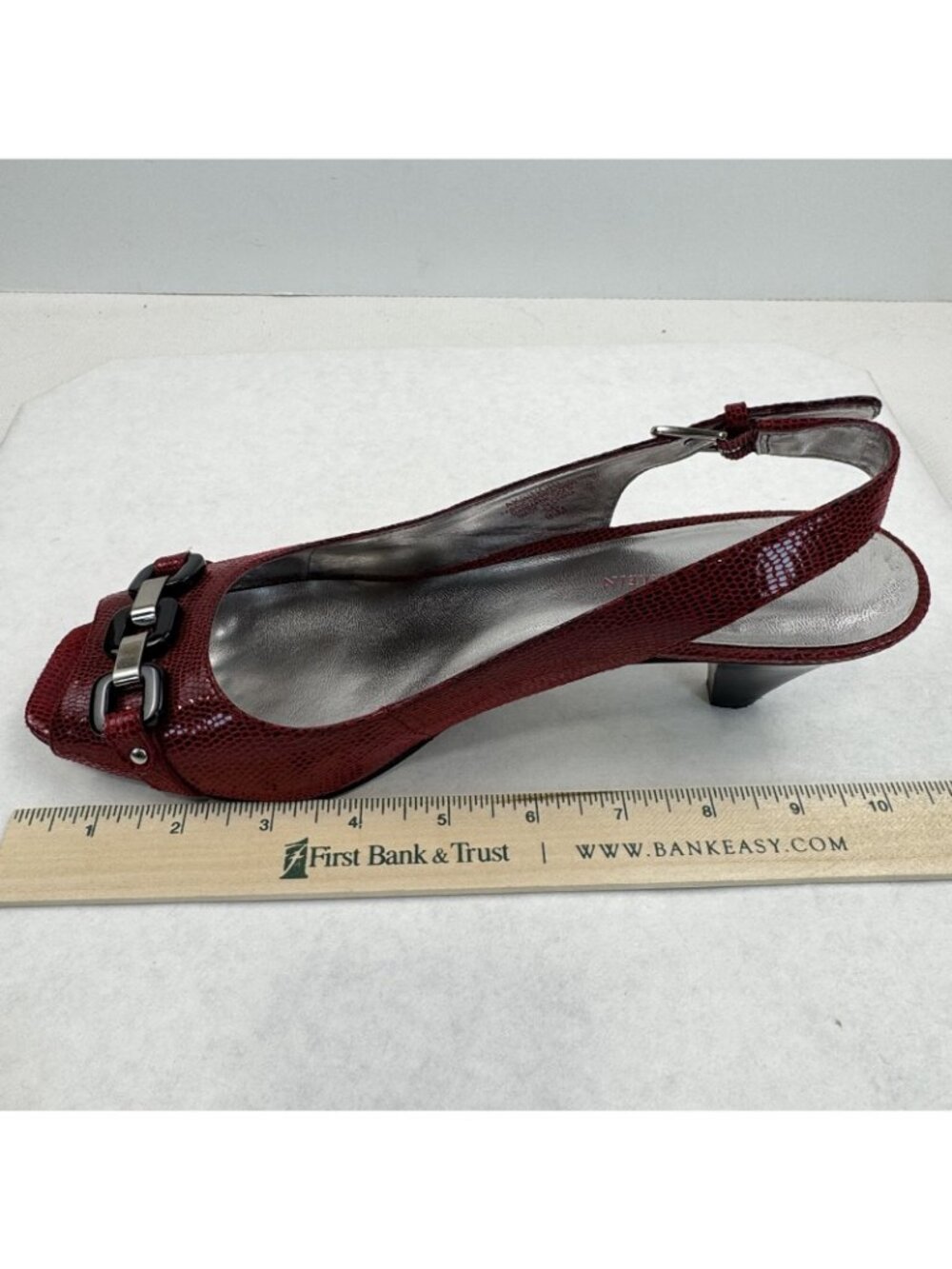 Anne Klein AK Sindri Slingback Heels Womens Size 9.5M Red Snakeskin Peep Toe - Picture 12 of 12